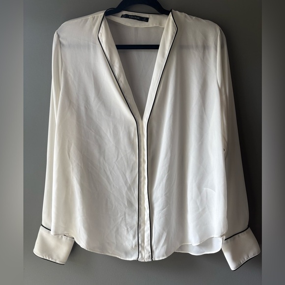NWT, Zara size XL, white sheer long sleeve V neck blouse, black lined - Picture 2 of 6